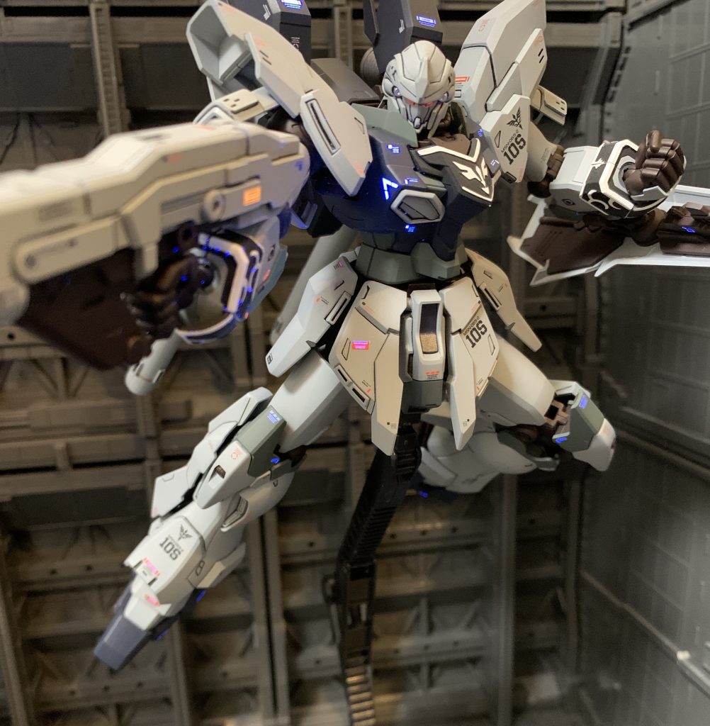 HGUC シナンジュスタイン