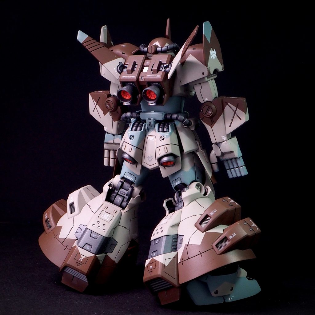 フロントよりもリアのディテールアップを頑張りました。