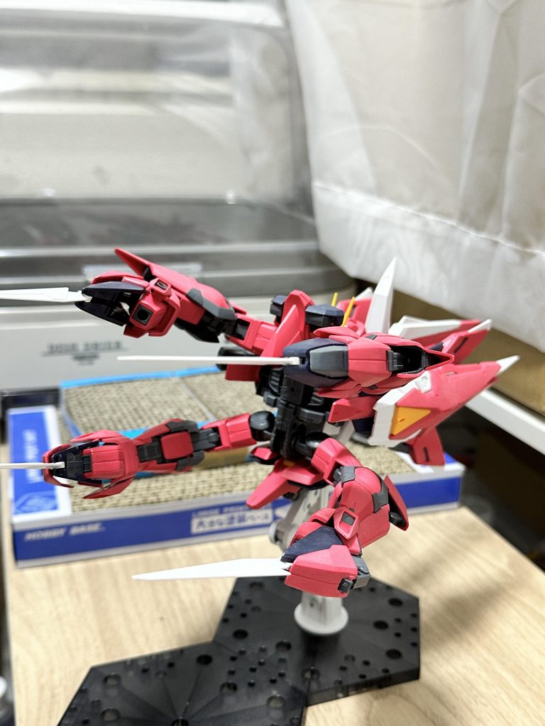 変形は塗装すると怖いから塗装する前に組んだ姿でも。