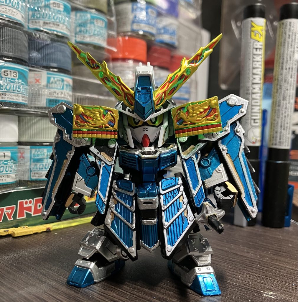 真正面 今回はいつもの赤ではなく青、或いは緑で仕上げて2pカラーにすると決めておりました選ばれたのは青