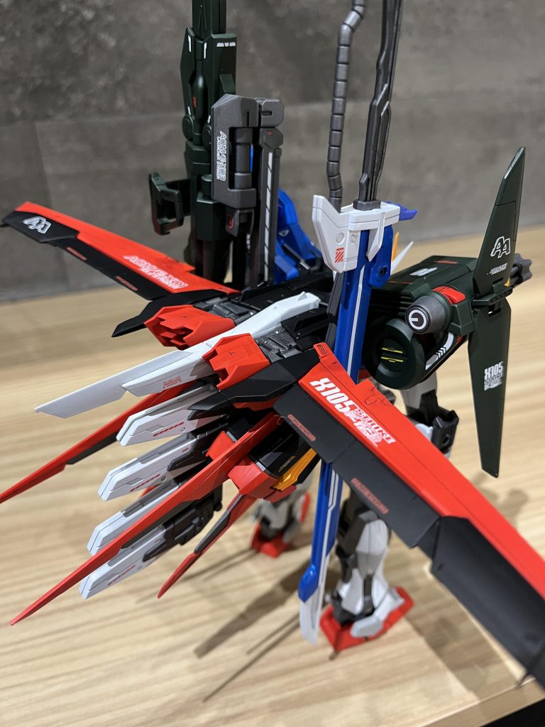 後ろがめっちゃ重たくて自立してるのが奇跡の状態です