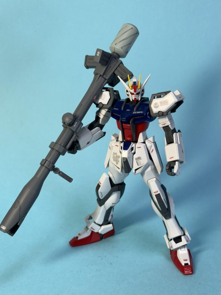 めちゃでかいバズーカ。