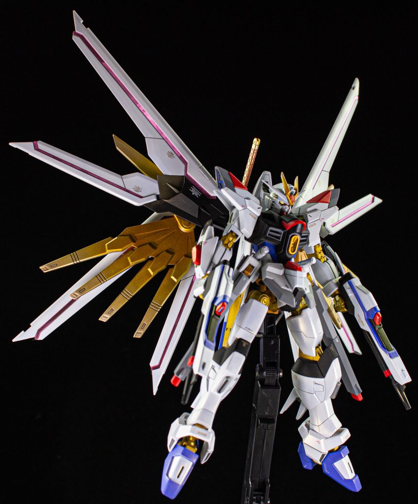 トパーズゴールドを吹き付けたオリジナルカラーで仕上げてみました。