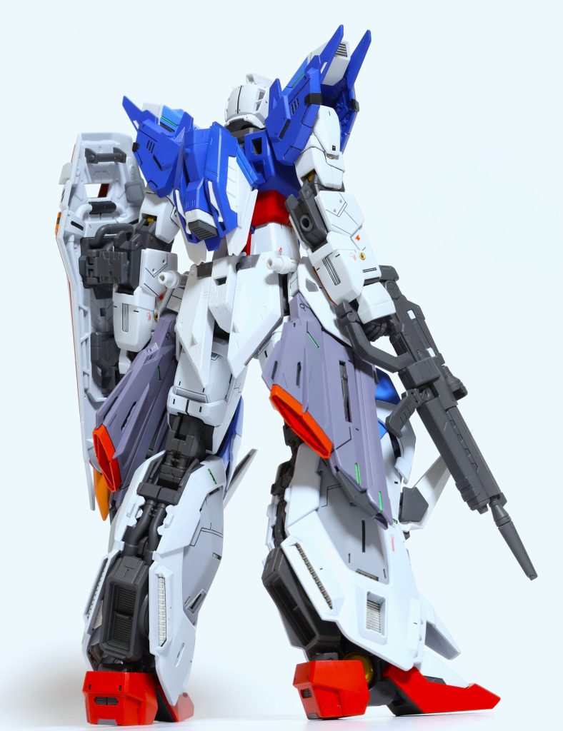 一見するとストライクガンダムだがよく見るとほぼ別物になっている。そのため、初めて見た者は最新鋭機ではないかと警戒をして様子見をしている間に仕留めるスタイル。