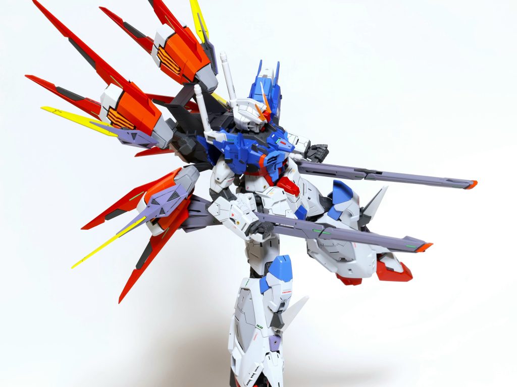 バラエーナプラズマ収束ビーム砲!……この装備が闇市に流れてたら流石に無法地帯すぎる😓