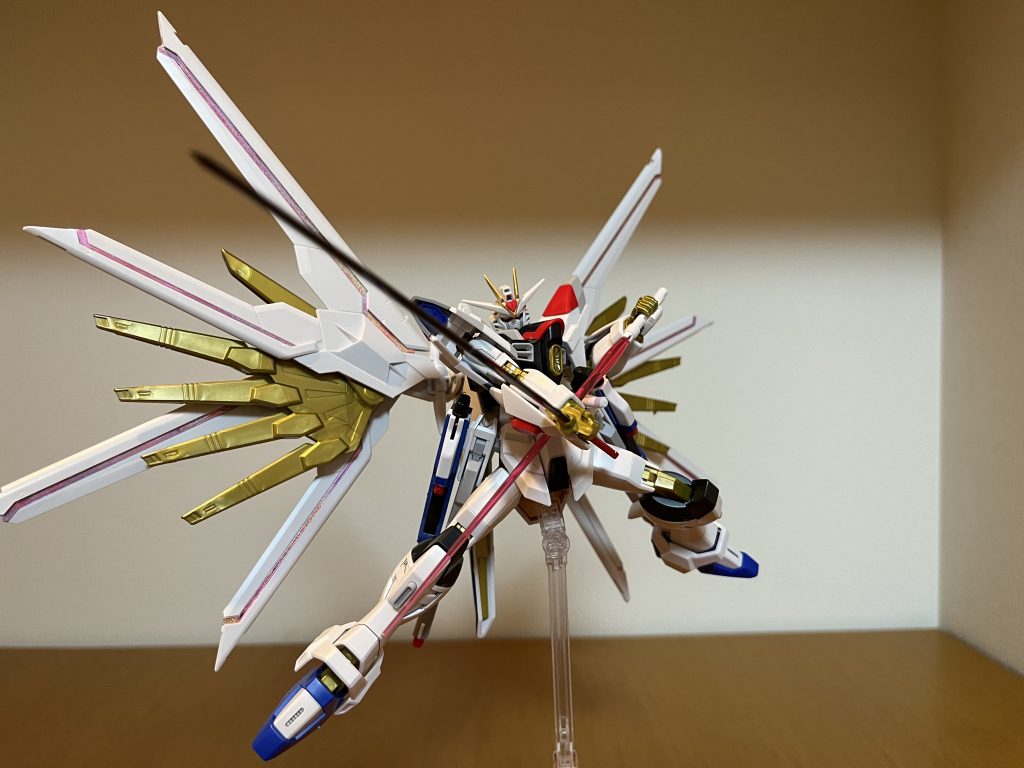 HG マイティーストライクフリーダムガンダム–4枚目/制作者：刺身オレンジ