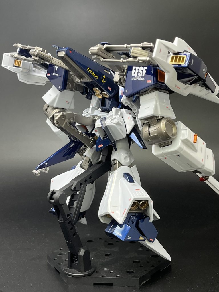 デカールはガンダムデカールの連邦系とティターンズ系のものを使用してます。