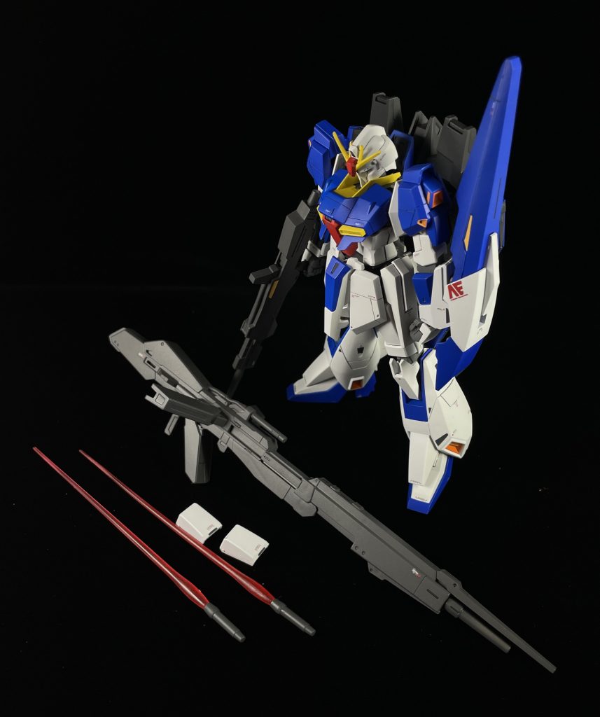 だいぶ前になると思うんだけど、靴の青い Ζをネットで見かけまして、、カッコ良かったので、なんとなく、記憶をたどりながら塗ってみました。誰の作品だったのか、、失念しちゃいまして 残念です。 リバイブ、、可変機能のせいで、可動式が多すぎてうざめ。かっこいいけどね 笑 最後までご覧いただきありがとうございました。