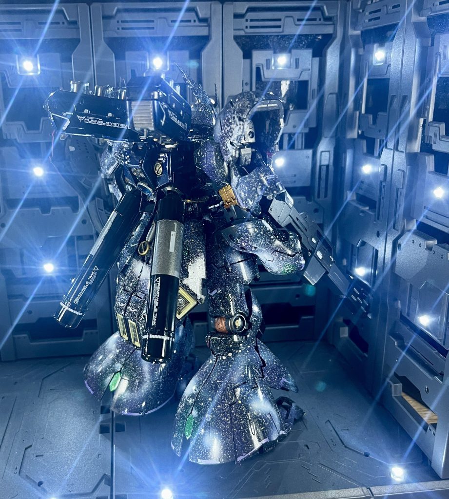 バックパック、ファンネルコンテナ：プリズムブルーブラックファンネル：ボーンミラープロペラントタンク：黒とガンメタこちらは発色にこだわったので迷彩はなし 