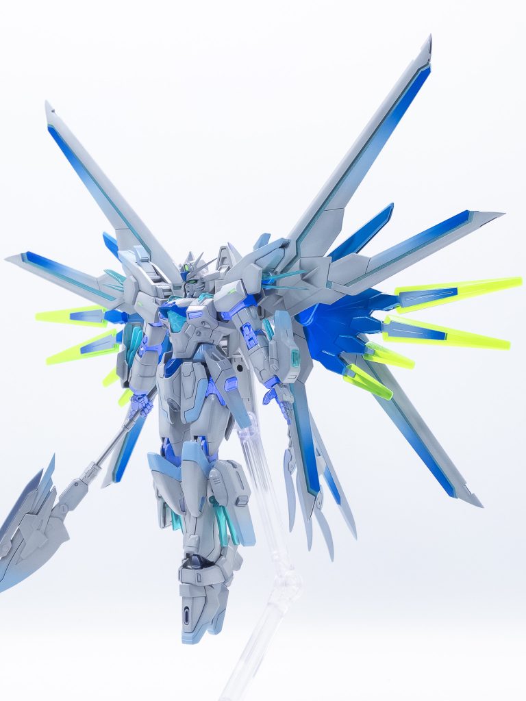 ウイングから放出されるナノ粒子によって極低温の冷気を発生させることで対象物を凍結、停止させる。