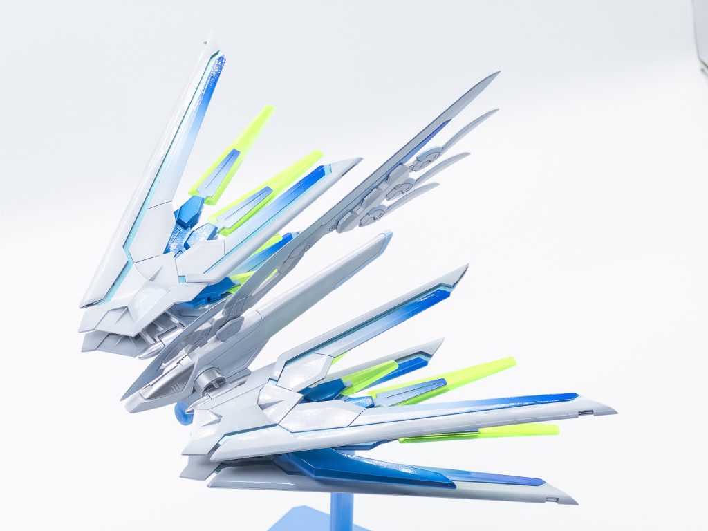 グレイスディフェンダーブランネージュシリーズ用の強化ウイング。