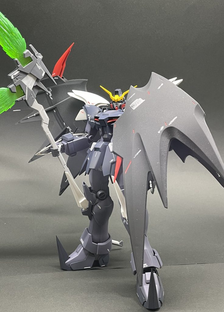 さらに、クリア仕上げにするか、つや消しにするか、迷走しましたが、フレームはクリア、他はつや消しで落ち着きました。ちょっと表面が荒れちゃいました🥲色々決めかねる難しい機体デス