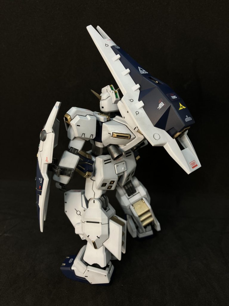 作ってみると箱絵同様にカッコいいですね！