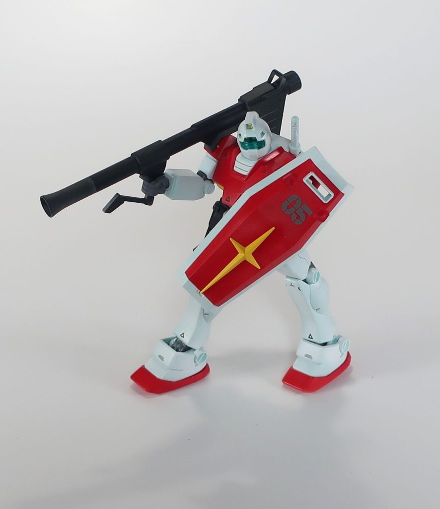 そこへ1機のジムトレーナーが駆けつけた。指導していた訓練兵の1人であった。本機はそのジムトレーナーと共同して敵にあたり、死地を脱することができたのである。