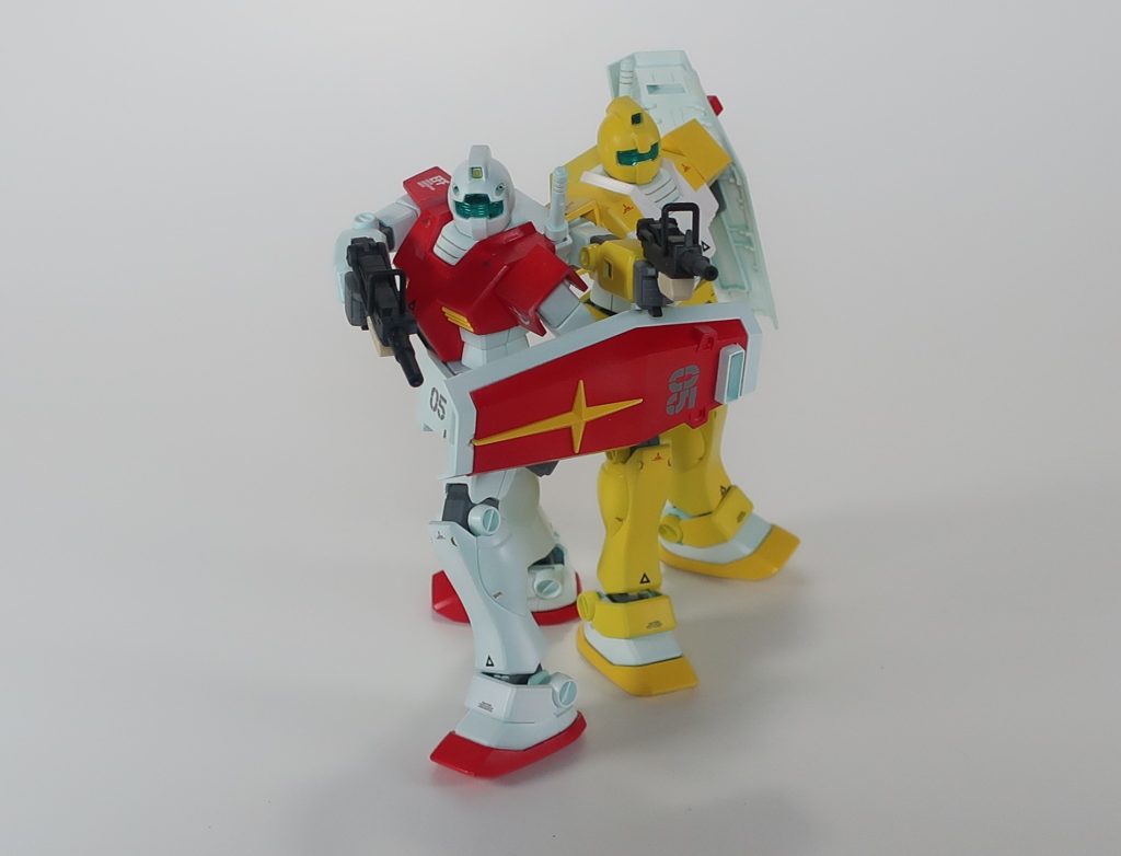 続きこうして両機は共同して敵にあたり、味方のMS部隊が到着するまでジオン軍の猛攻に耐え抜き、基地への撤退に成功した。格納庫で、ふたりのパイロットに何があったのかは不明である。明らかなのは、訓練兵の処分は教官の減刑嘆願により、ごく軽いもので済んだということである。 ああ、妄想が止まらない止まらない