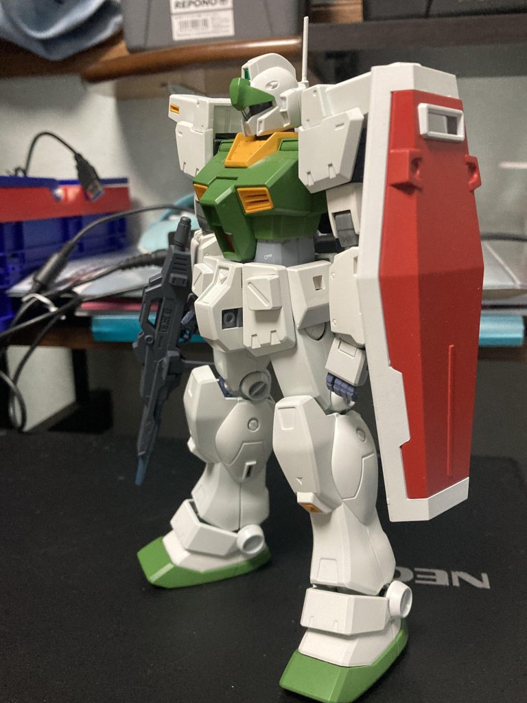 UC.0088年 2月22日グリプスレーザー攻防戦の最中、この時代では既に旧式ながらチューンアップされたジムカスタムが宇宙を駆ける・・・サラミス改級トレント所属(妄想)