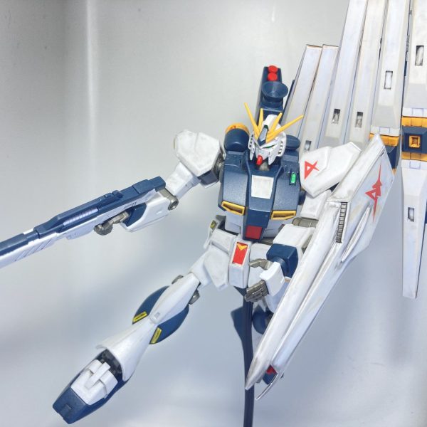 HGUC νガンダム　ガンプラデビュー作品