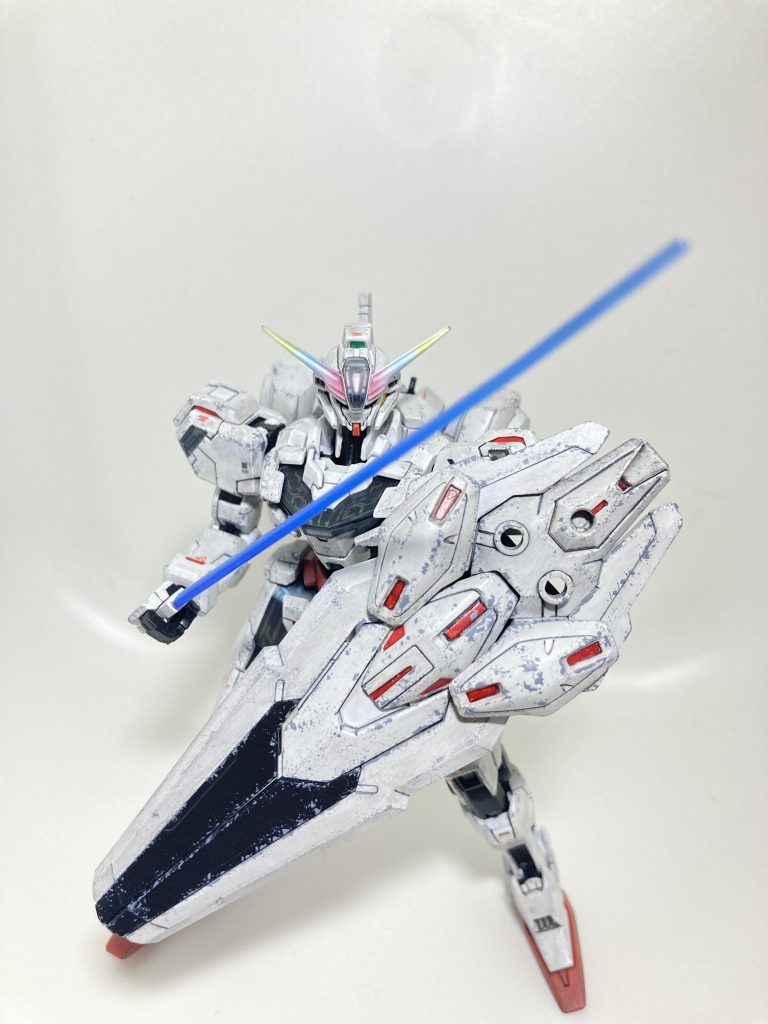 普段は盾はバラバラにしてるが、結構格好いい