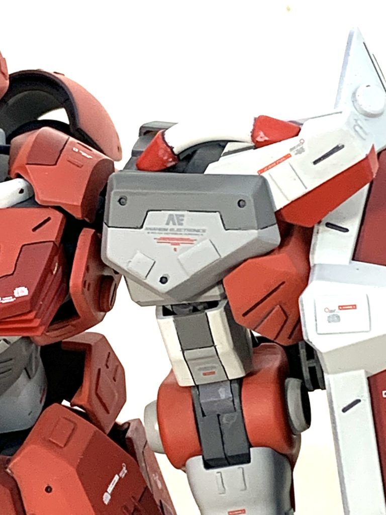 アナハイム製である事を隠した機体ですが自己主張の強いアナハイムなので1箇所だけAEデカールを貼ってますw最後までご覧いただきありがとうございました。