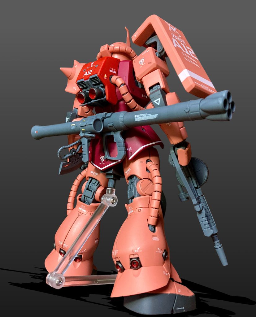 バーニアをガンメタで、バーニア内部をメタリックレッドで塗りました。