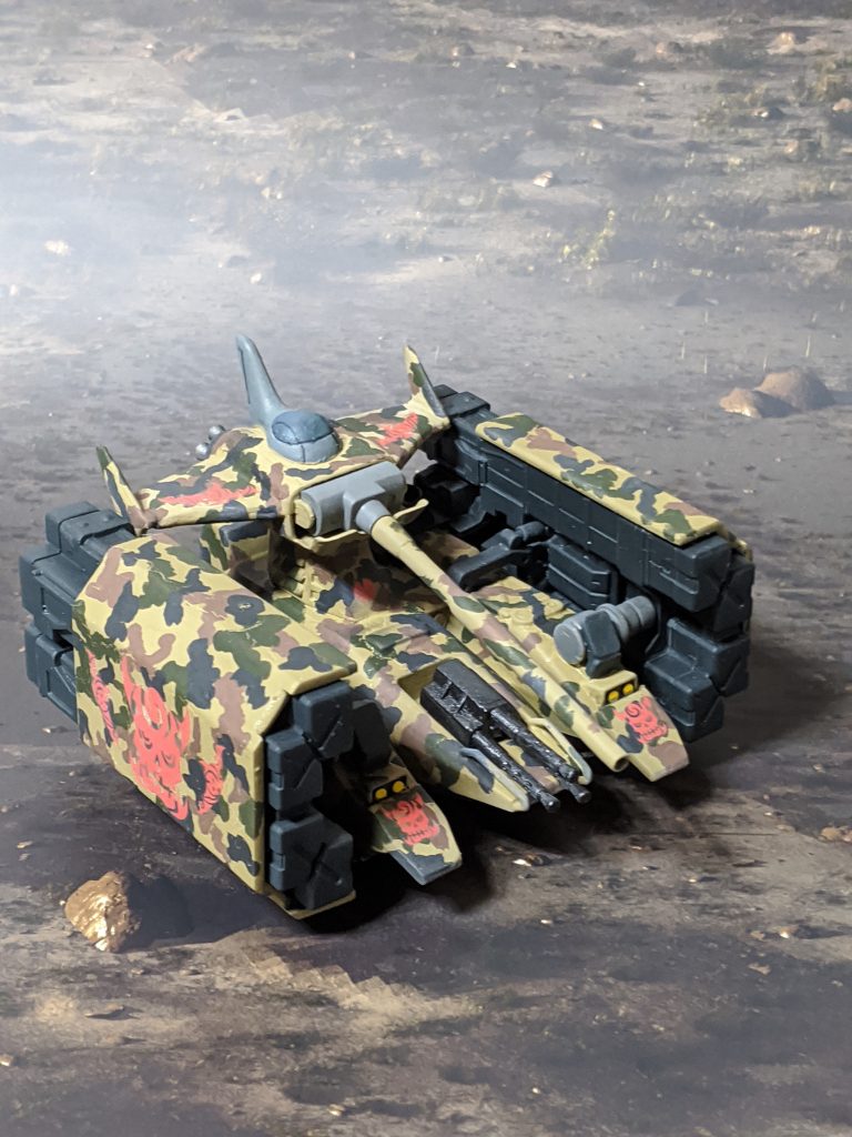 だが、ミサイルを使い切った後も、ミサイルポットをパージすることなく盾として運用することでパイロットの製造性が飛躍的に向上したのは設計者にも予想外の結果である。