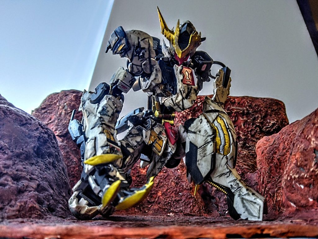 何やってんだよッ!!団長ッ!!