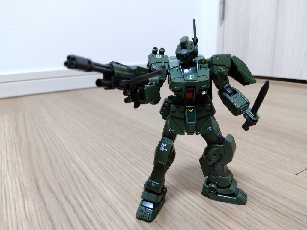 ミリタリーテイスト溢れるド渋い機体です。