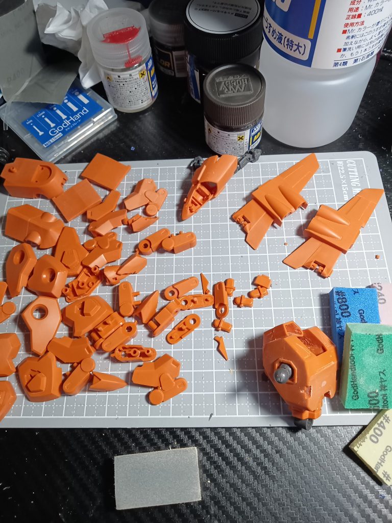 モールド彫り直しヤスリがけと合わせ目消しした画像です 