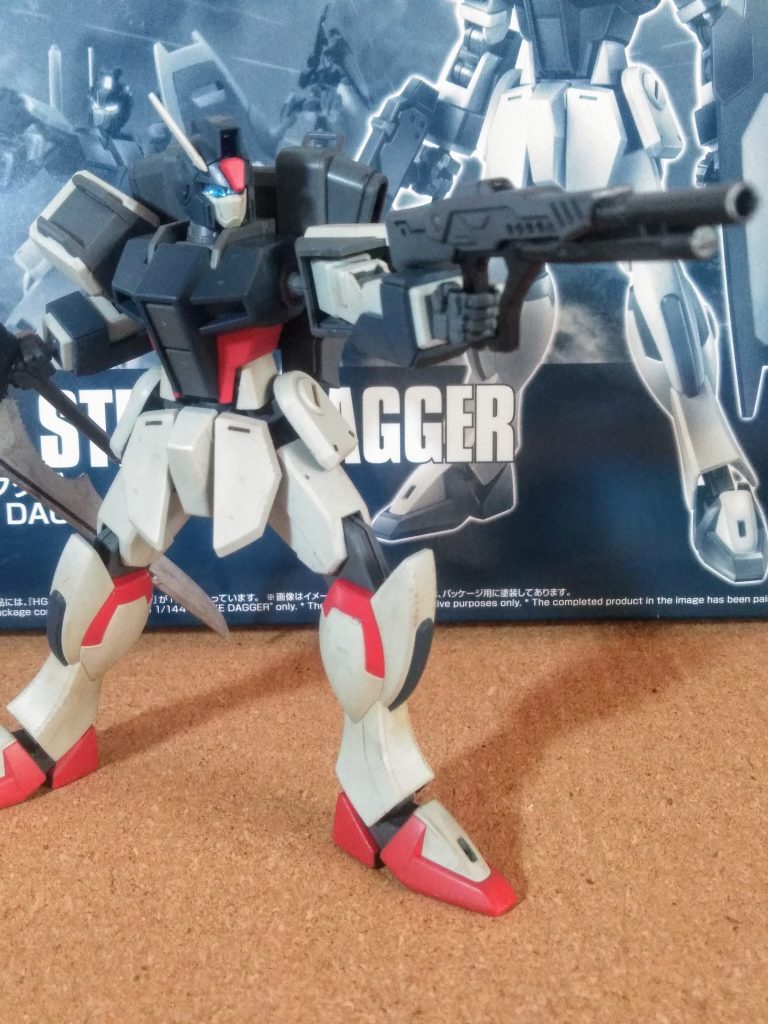 此方は『 MMI-M1001 90㎜対空散弾銃 』ザフトの『 空戦 MS ディン 』が装備しているヤツですかねぇ❓🤔こんなチョイ役な武装も付属とは驚きです👀‼️