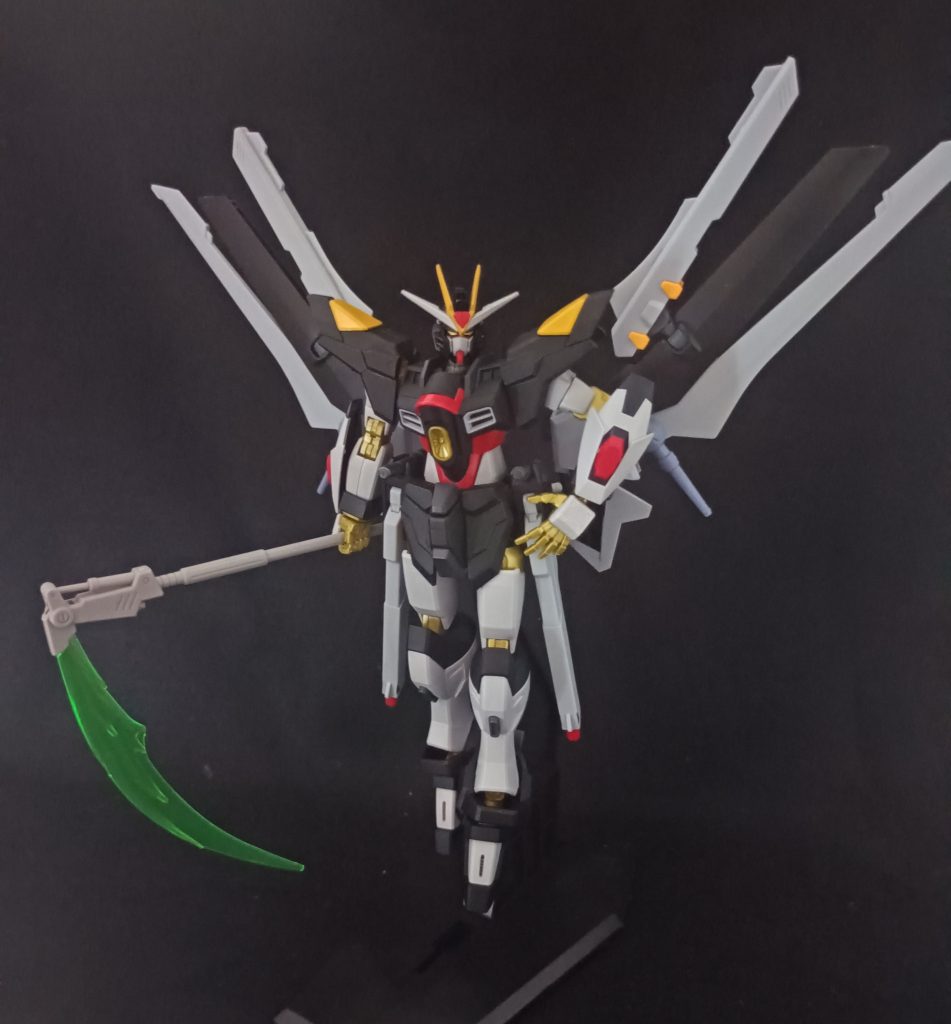 ストライカーパック展開状態SEEDアクションのおかげでポージングがキマりやすいのでブンドドも楽