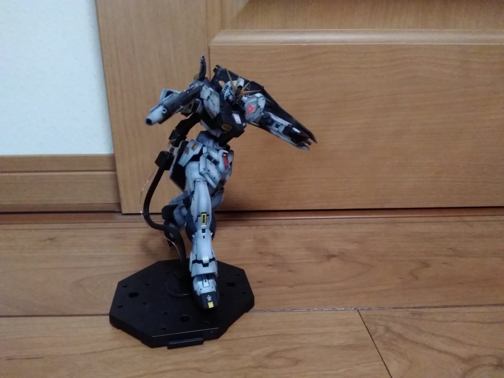 ニューガンダム 電飾–3枚目/制作者:ちっぷ