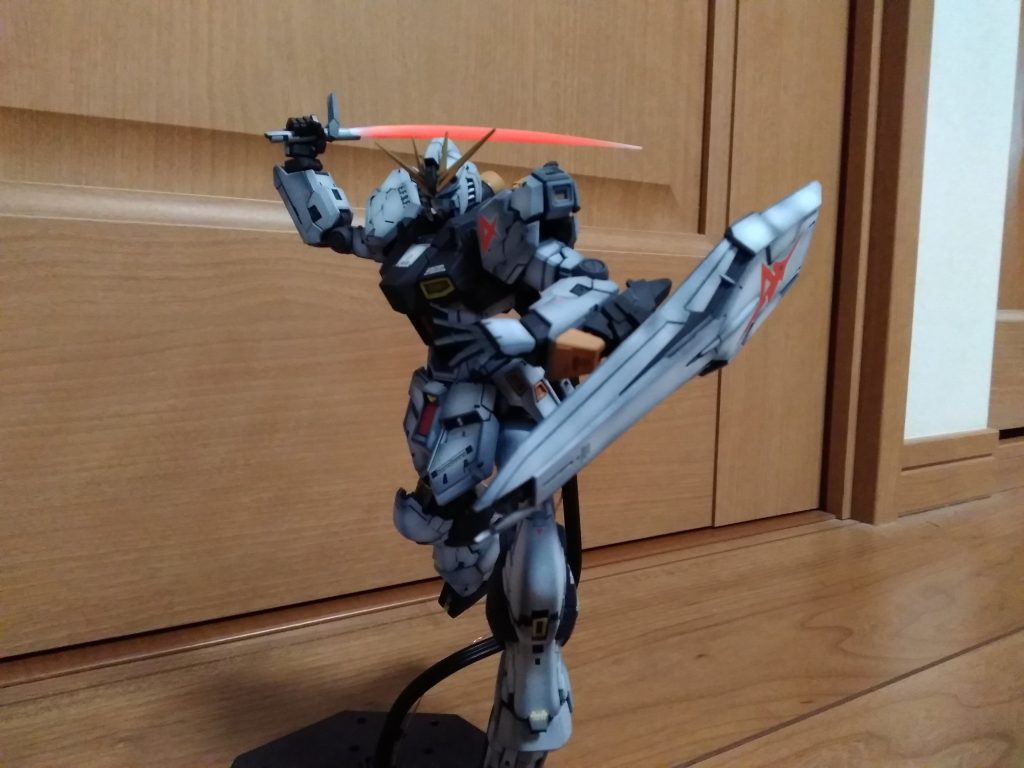 ニューガンダム 電飾–4枚目/制作者:ちっぷ