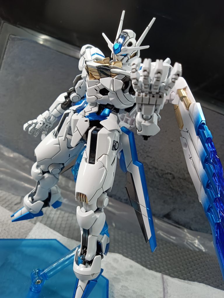 ガンダムエアリアル　バエル風（機体色）