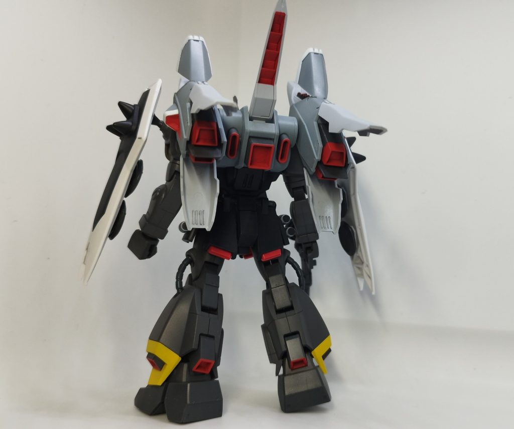 スラスターは全部MSレッド