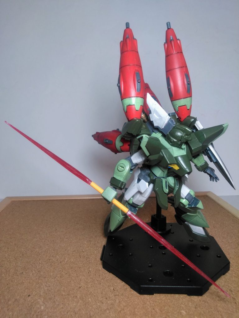 「UP主」にはゲイツはゲルググポジなのではナイカなぁ?なんて思いがあったりします 🤔なのでサーベル抜刀はハルバートモードで逝っときますね❗ 😃