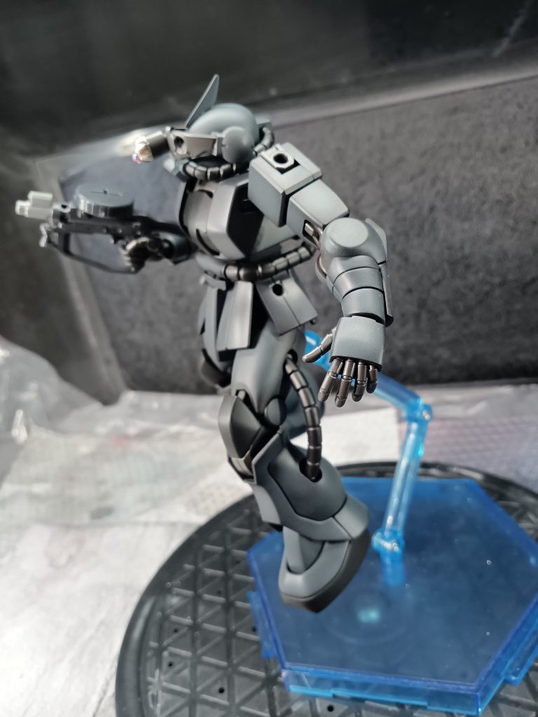 メインとなる兵装とサブ兵装をガチャコンする予定です　とりあえずザクマシのショートバレルをもたせたら　近接バリ弱そうでコンセプト通りでした✨完全体になりましたら再度見て頂けたら嬉しく思いますのでよろしくお願いいたします🙇ご閲覧ありがとうございます!