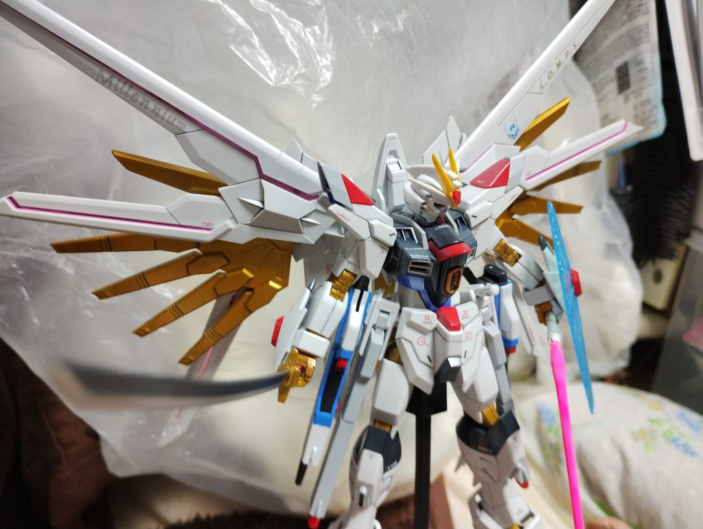 マイティフリーダム自作デカール簡単パール塗装–5枚目/制作者：@dottan_8105