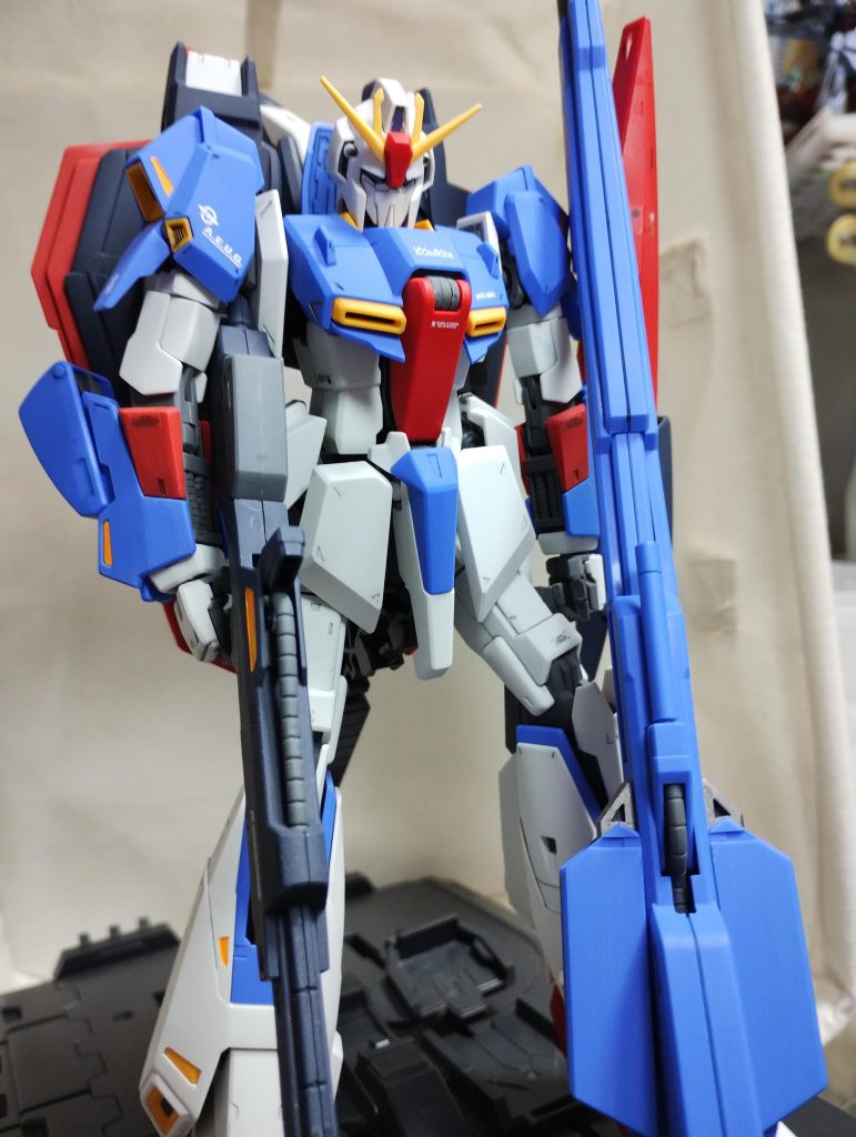 ハイパーメガランチャーがあるのが、カミーユゼータが感じられて、良いと思いませんか。