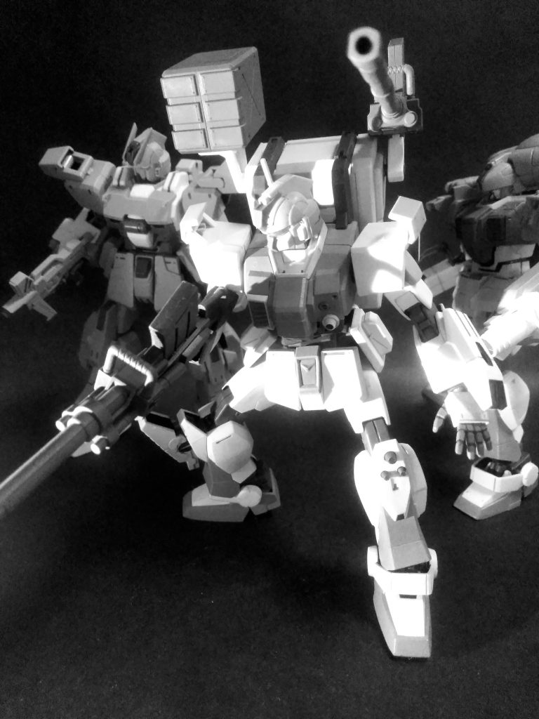 小隊編成❗何時でも男の子の憧れです😍💓💓『ビルド ファィターズ トライ』はアクション中心の物語 🧐なので この子もキチンと見せ場が合って製作イメージが湧き、捗りました 😁何時もコウならイイのになぁ⤴️😇