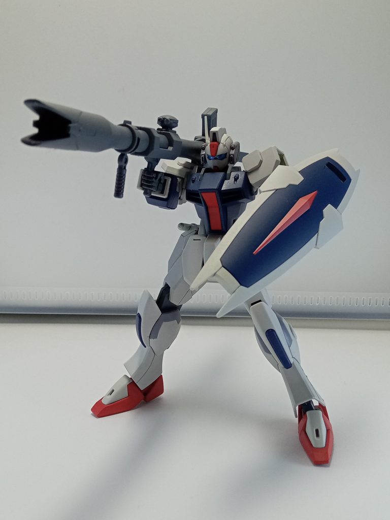 バズーカを構えて