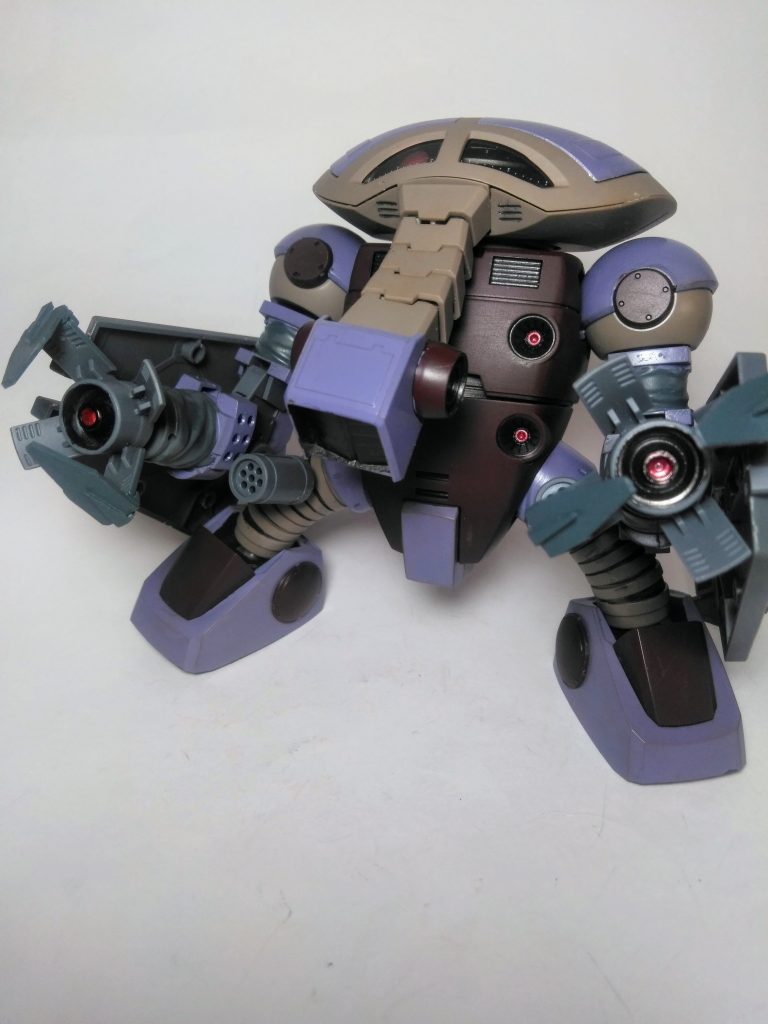 しかし!決定打にかけるかな❓ 🤔腕先に拡散ビーム砲も内蔵しよう❗一緒に胸部 ビーム砲 × 4 も併用ですっ❗😁