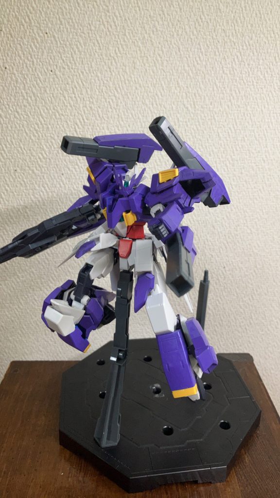 ポージングをしてみました下手ですが許してください