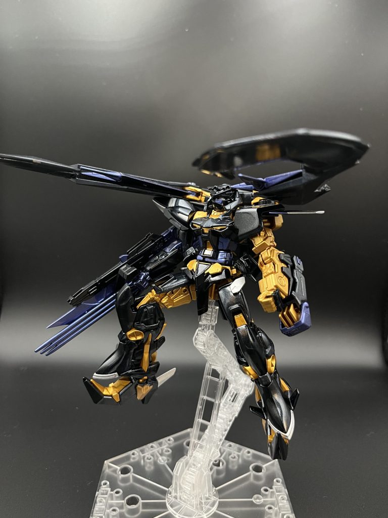 顔にブルーバイオレットが入ってるから具合悪そうな顔色になってもうた