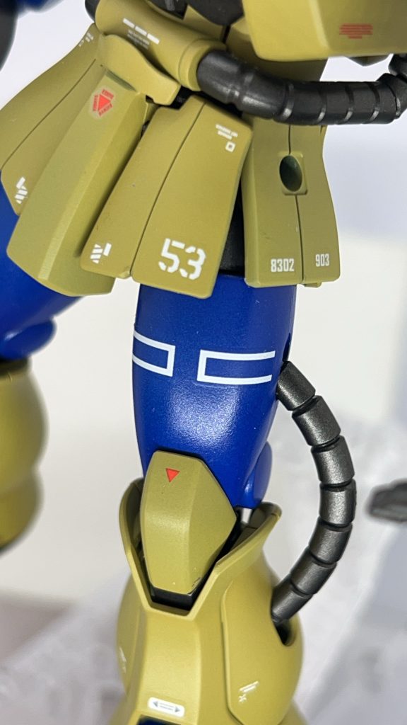 チャームポイントは太もも。