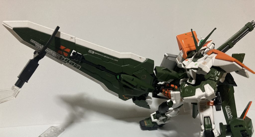 セカンドLといえば、タクティカルアームズですよね。特に手は加えてないので大剣モード、ガトリングモードに変形可能です。