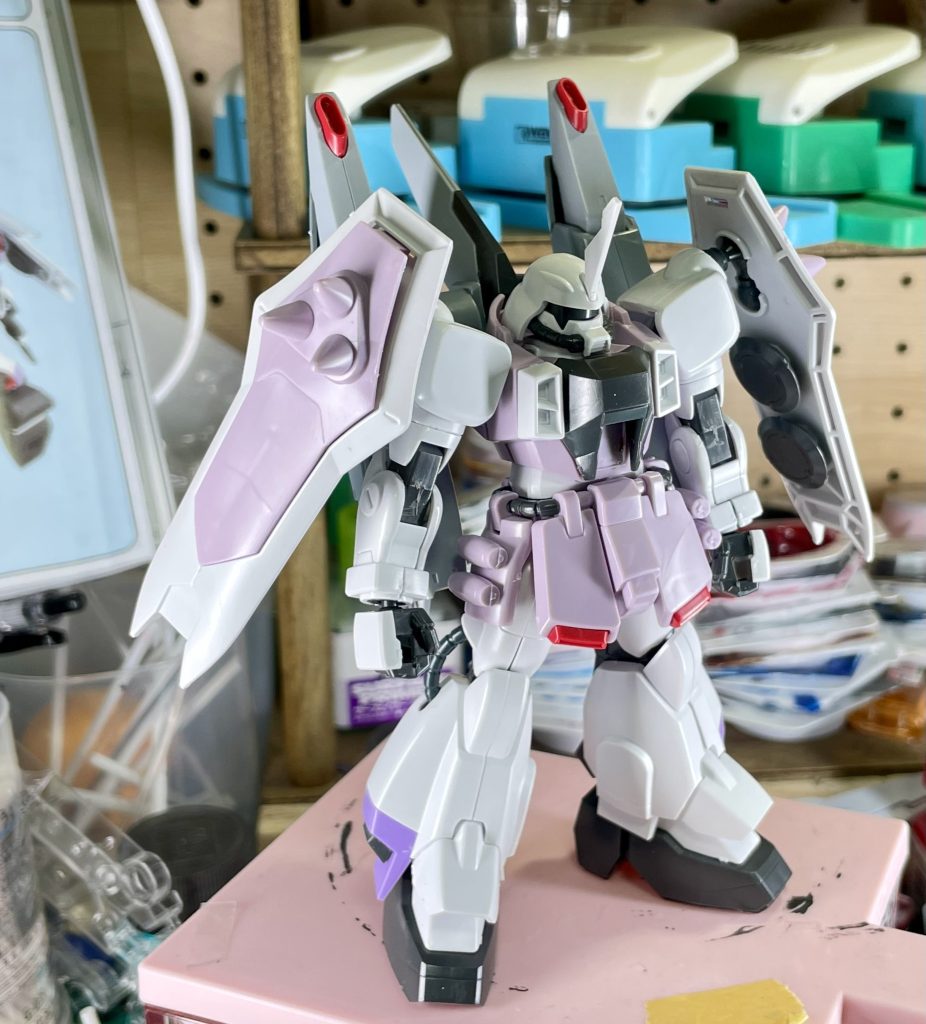 元キットと比較元キットはなんかかっこかわいい感じで好きです余談ですけどSEEDザクの名前の法則を今回作ってて初めて知りましたウィザード名＋ザク＋形態？名なんですねぇ、また一つ賢くなりました