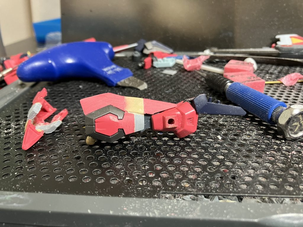 肩アーマーをやや延長