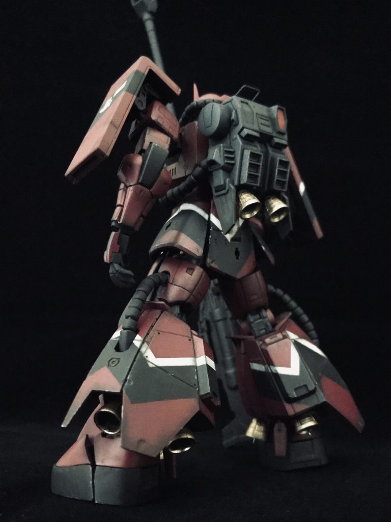 角張ったデザインにはビグラングカラーが似合います笑やっぱ高機動型はリアビュー推しでしょ