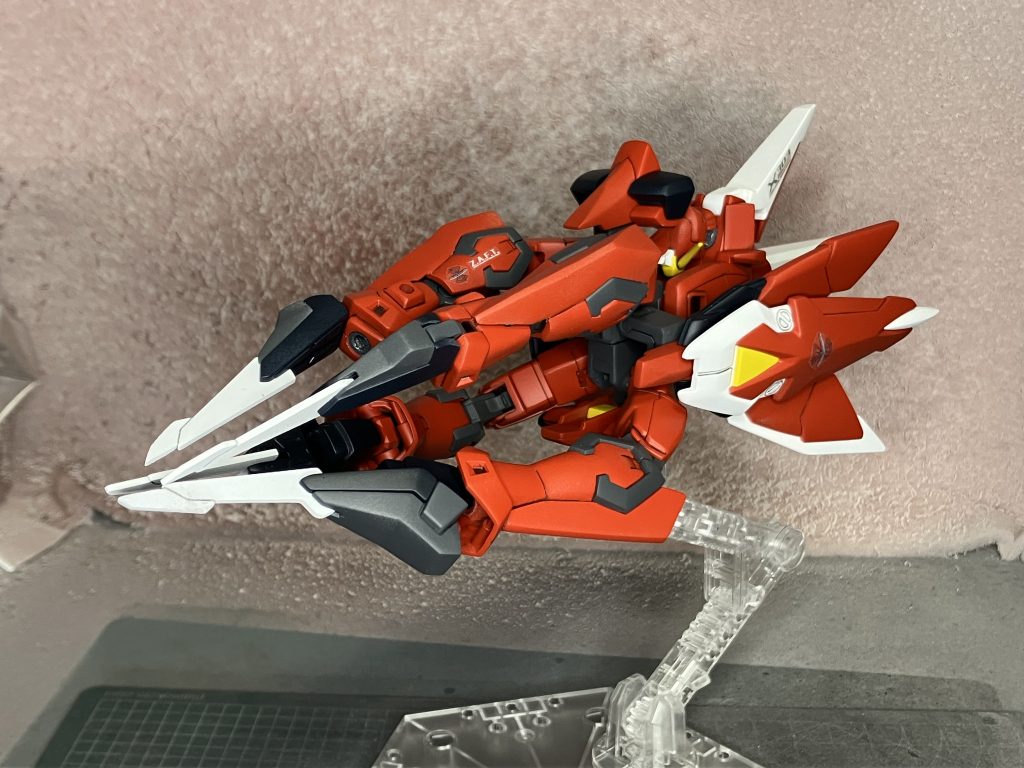 MAの巡航形態腕もやや延長してますが足を長くした事で下側が長くなってますが、これはこれで良いんじゃないかと気に入ってます