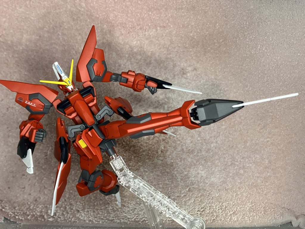 こんなアグレッシブなポーズも取れる様になりました